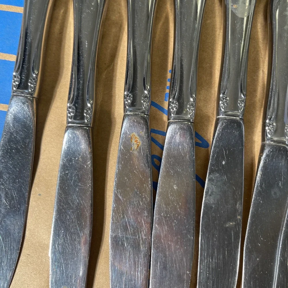 Oneida Deluxel Flatware Set 57 Piece Vintage Stainless Steel Set